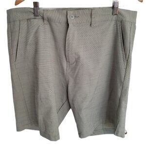 NWT Burnside Shorts Hybrid walk short board short Silver Size 36